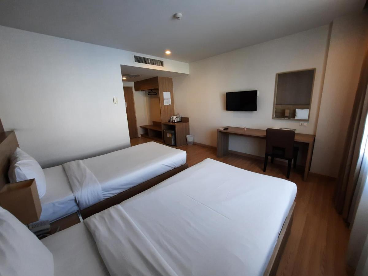 Leosor Hotel Nakhonratchasima Exterior foto