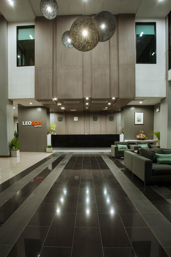 Leosor Hotel Nakhonratchasima Exterior foto